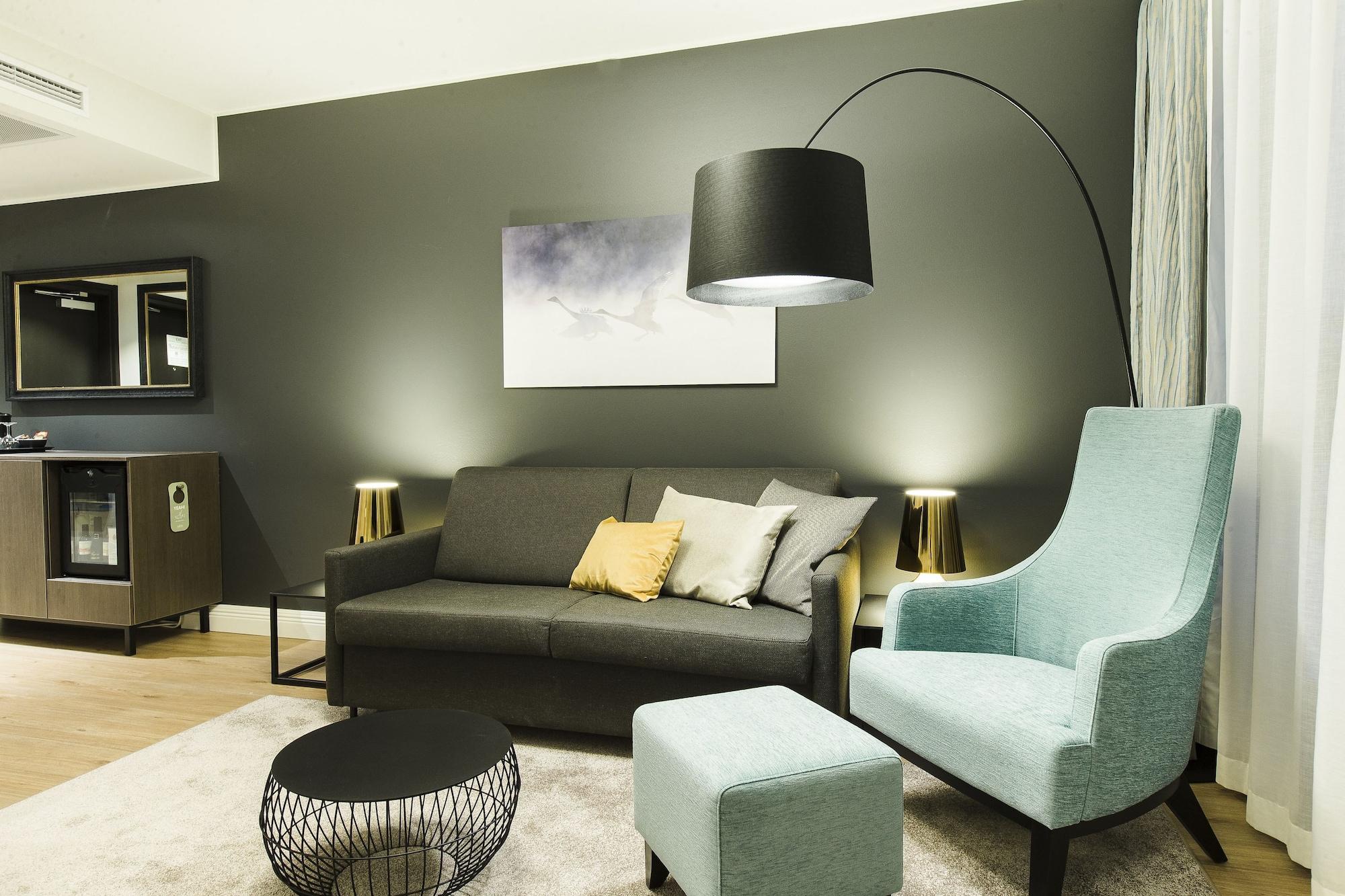 Quality Hotel Sveitsi Hyvinkää Екстериор снимка