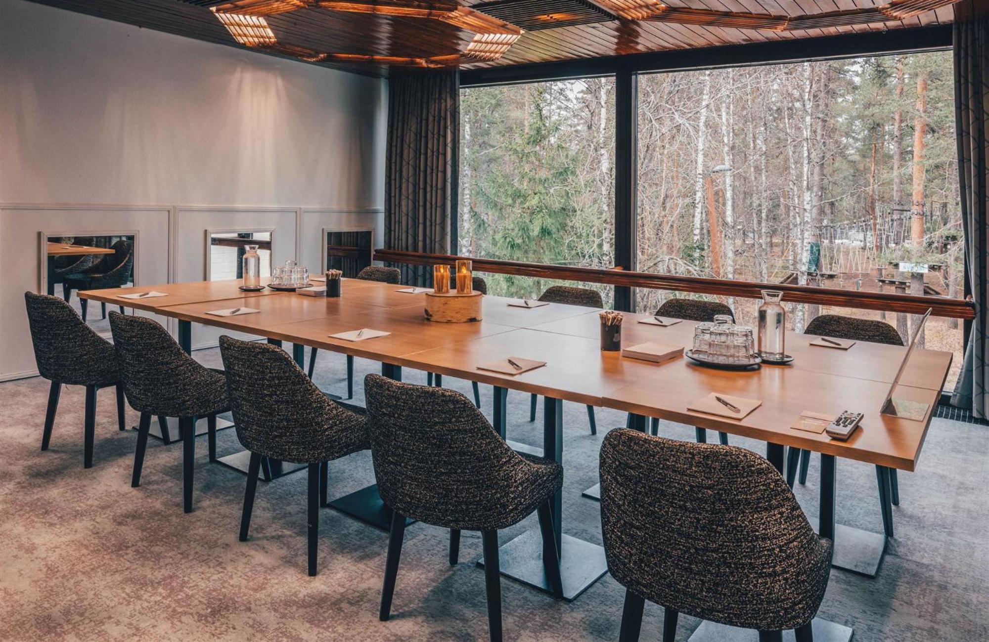 Quality Hotel Sveitsi Hyvinkää Екстериор снимка